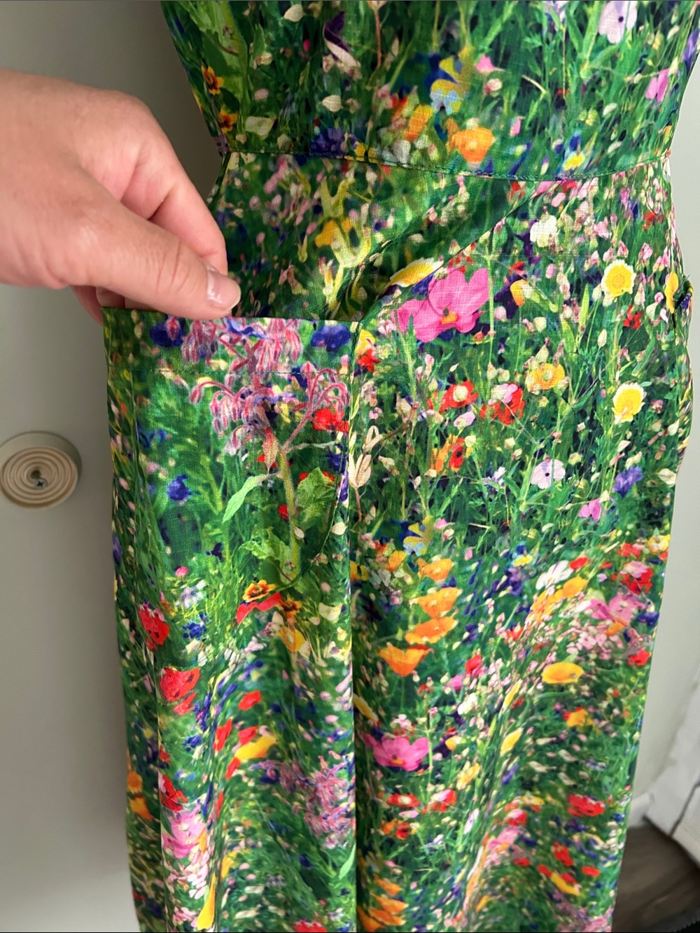 Unique Vintage Green Floral One-Shoulder Midi Dress - Picture 8 of 15